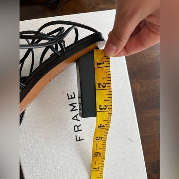 FRAME Le Doheny Heel Sandals Black - Picture 9 of 12